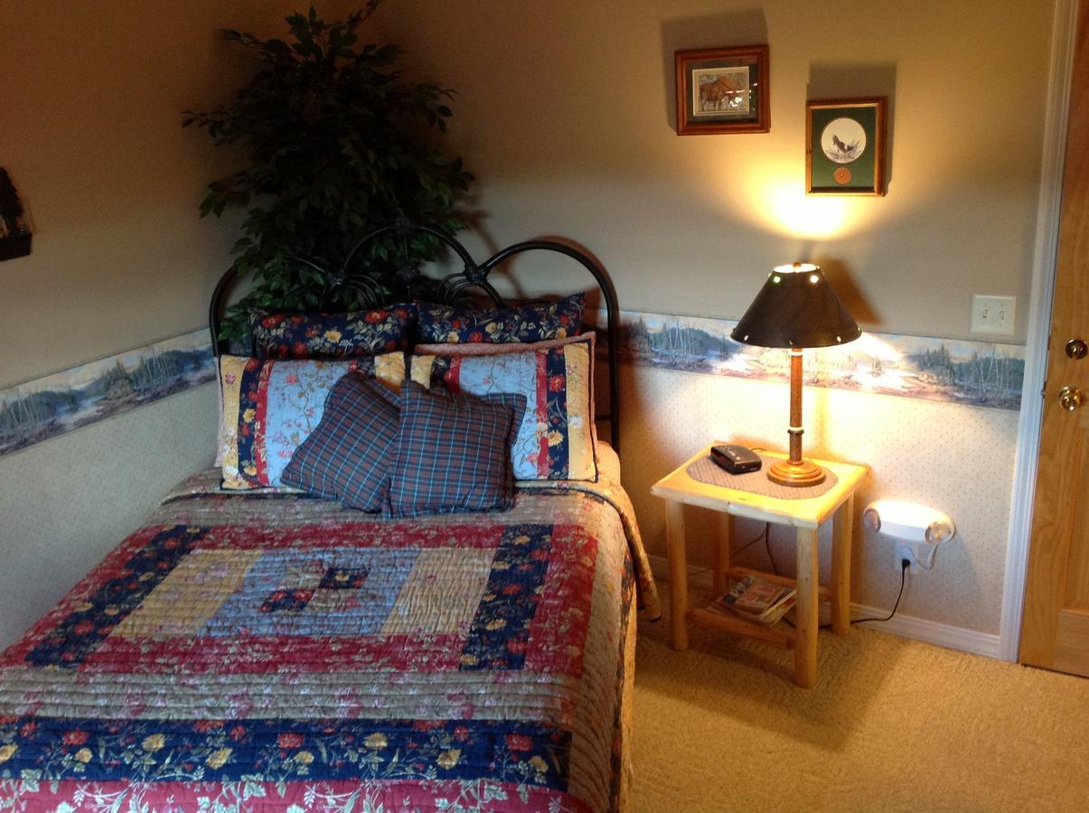 Blue Heron Inn Bed And Breakfast Rexburg Zimmer foto